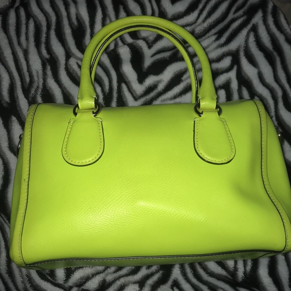 Authentic neon coach duffel bag - Picture 3 of 12